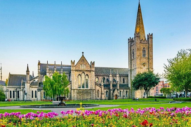 private-transfer-dublin-airport-dub-to-dublin-in-luxury-van