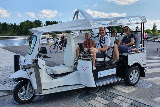 private-tuktuk-guided-tour-in-helsinki-25-hrs