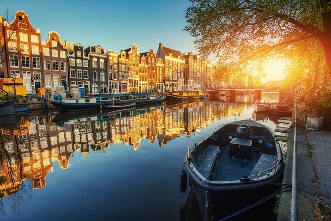 private-walking-tour-amsterdam-english-or-spanish