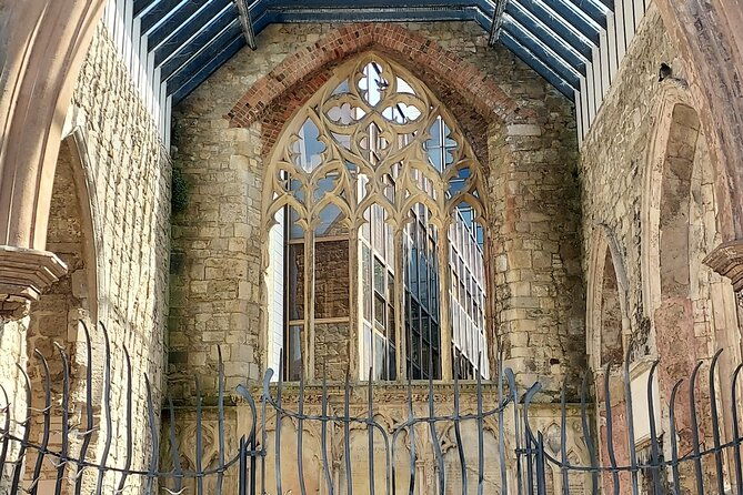 private-walking-tour-of-southampton