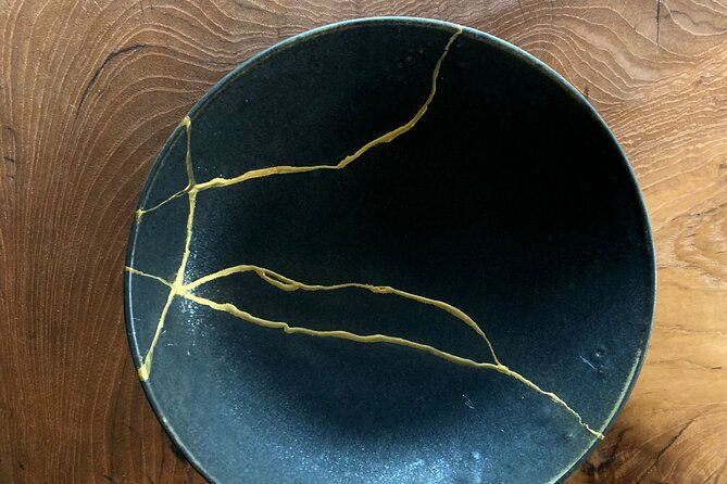 private-wheel-pottery-experience-with-one-drink