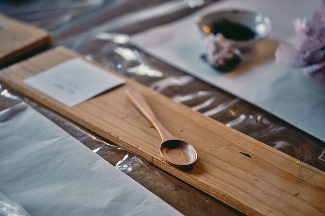 private-woodworking-and-lacquerware-session-for-crafting-spoon