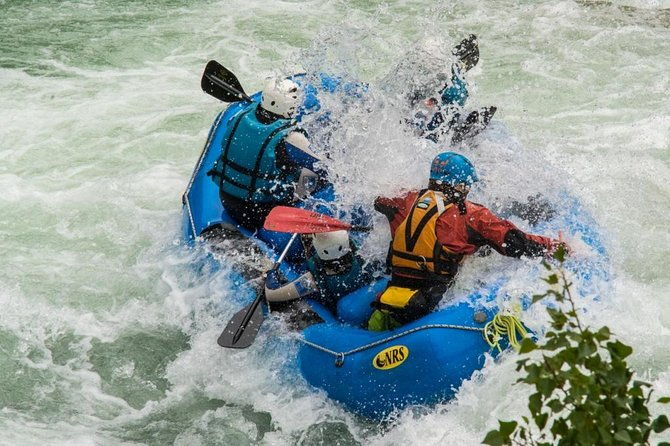 rafting-in-the-gallego-river-spain-murillo-de-gallego-ur-pirineos