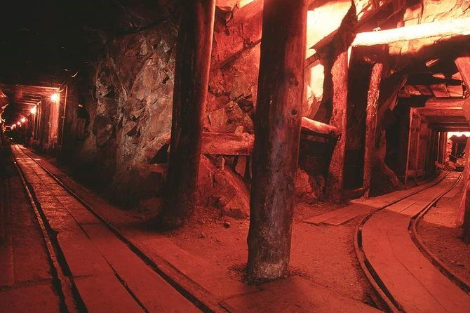 real-gold-mine-tour-with-gold-panning-and-more
