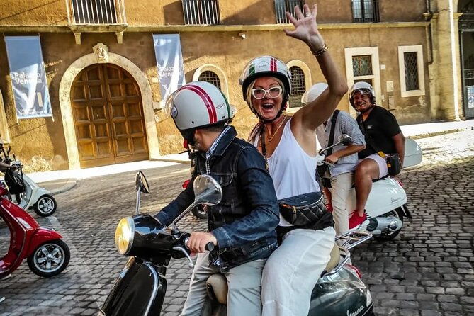 rome-by-vespa-classic-rome-tour-with-pick-up