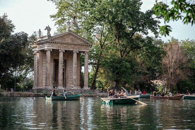 rome-private-tour-highlights-and-hidden-gems-by-vespa-or-foot