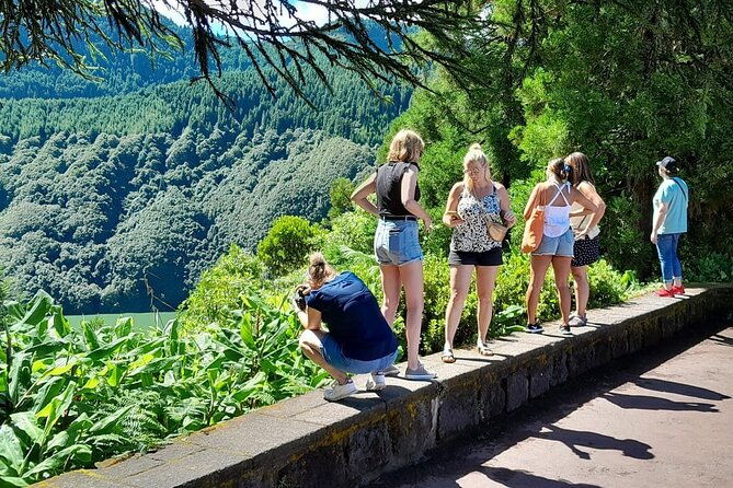 san-miguel-2-full-day-pack-west-east-island-highlights-tour