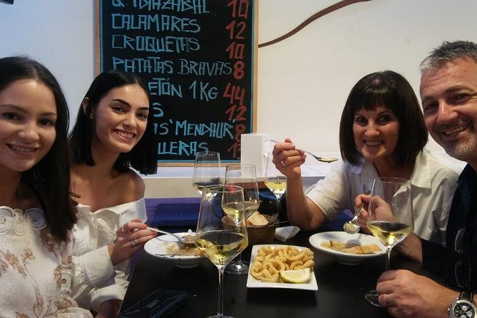 san-sebastian-pintxos-tour-for-gourmets-in-the-old-town