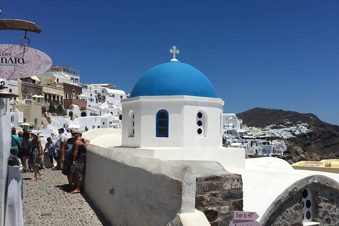 santorini-private-tour-in-the-picturesque-village-of-oia