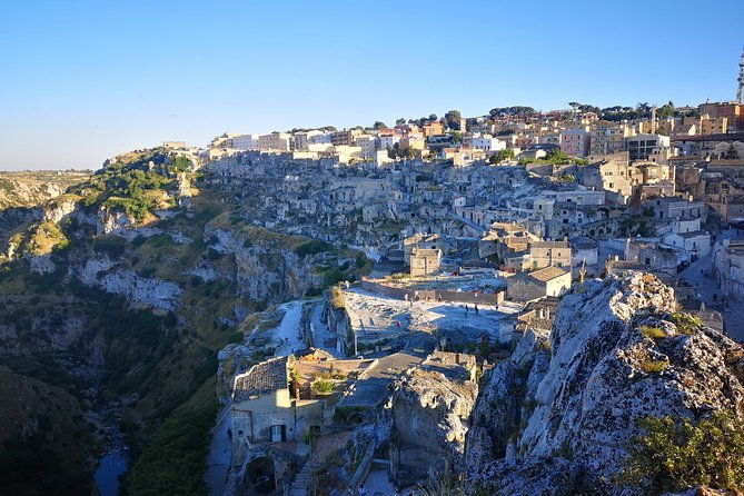 sassi-walking-tour-between-history-and-culture