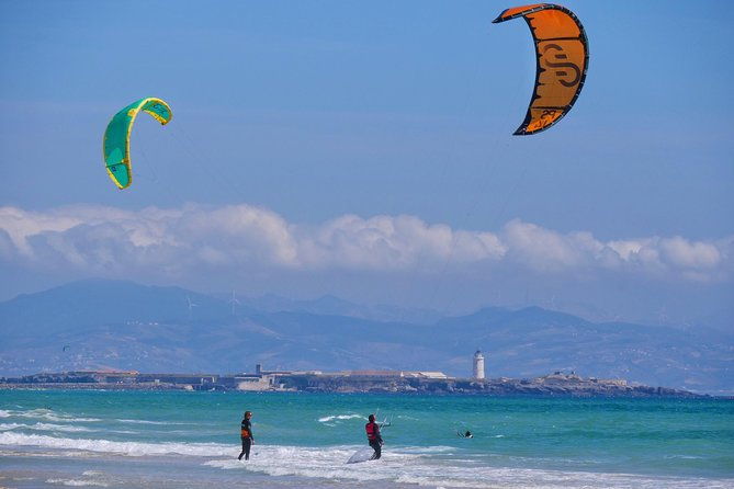 semi-private-kitesurfing-lessons-in-tarifa-adapted-to-every-level