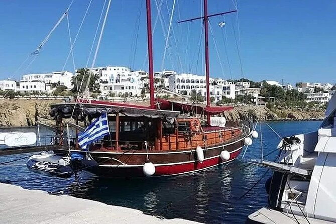 semiprivate-galatea-tour-antiparos-blulagoon-despotiko-free-drink