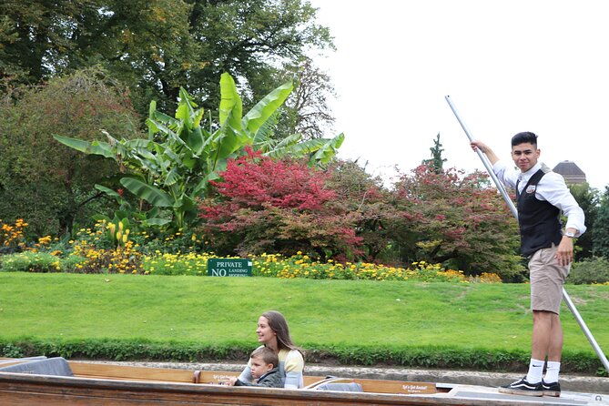 shared-punt-tour-cambridge