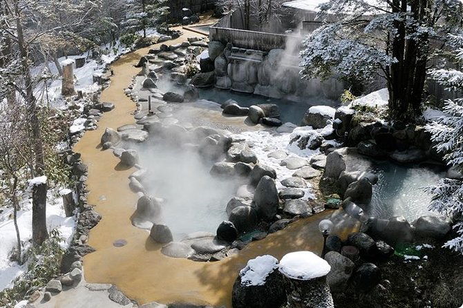 shirakawagounesco-world-heritage-onsen-hiking-1day-tour
