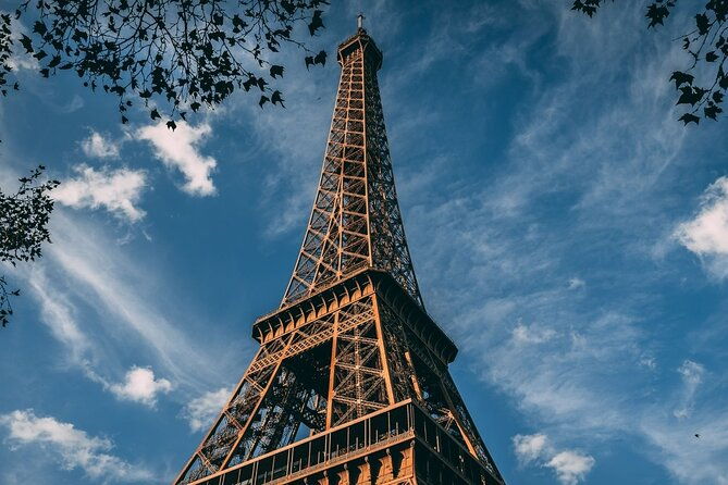 short-layover-tour-with-driver-in-paris