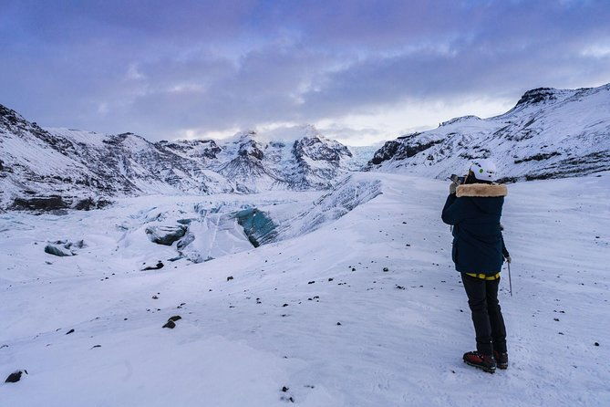 skaftafell-glacier-hike-small-group-trek-on-vatnajokull