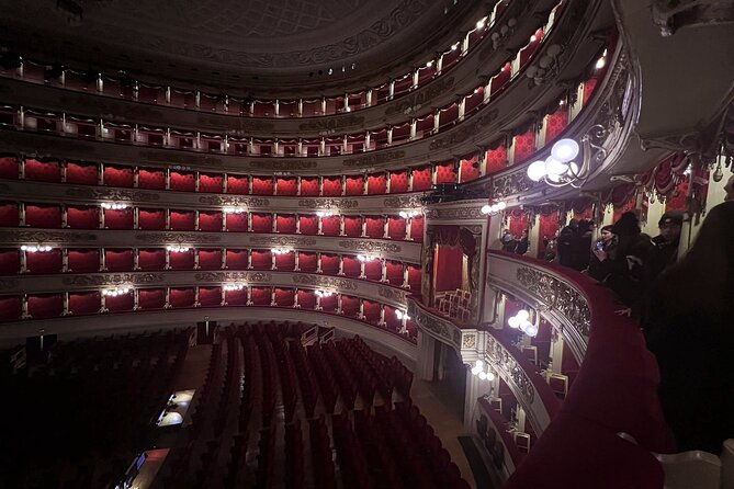 skip-the-line-la-scala-guided-tour-experience
