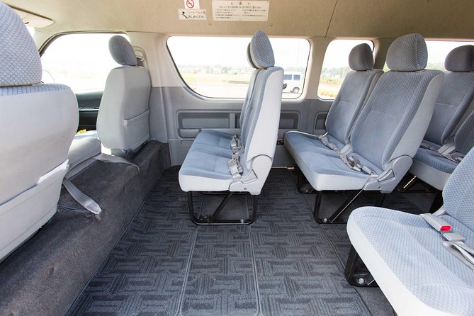 skyexpress-private-transfer-new-chitose-airport-to-sapporo-8-passengers