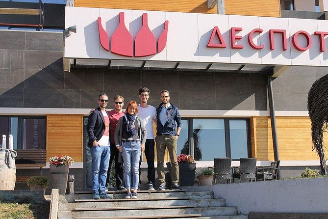 small-group-wine-tour-in-sumadija-wine-region