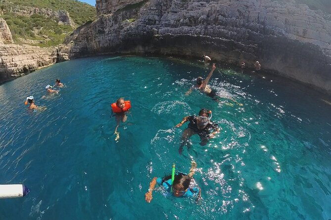 snorkeling-tour-sazan-island-karaburun-360-experience