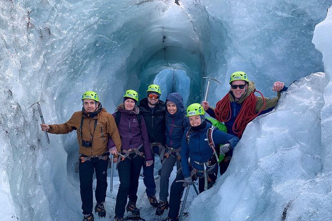 solheimajokull-ice-climbing-and-glacier-walk