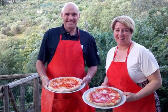sorrento-pizza-class-with-wine-limoncello-and-transfer-included