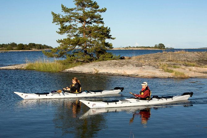 stockholm-archipelago-kayaking-day-tour