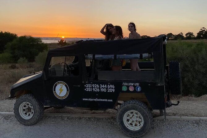 sunset-tour-champagne-and-traditional-dinner