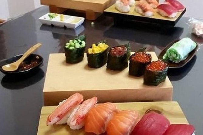 sushi-cooking-class-in-osaka