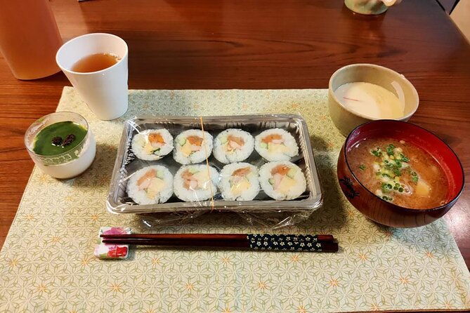 sushi-roll-and-side-dish-cooking-experience-in-tokyo