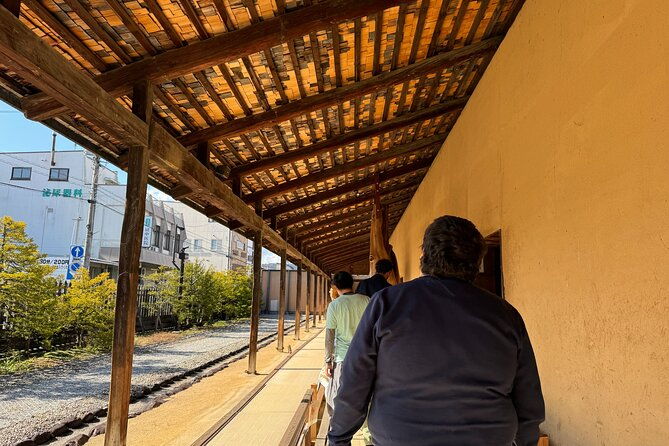 takayama-jinya-old-town-private-walking-tour