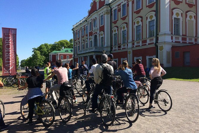 tallinn-bicycle-sightseeing-tour