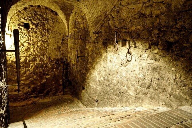 tasting-tour-in-one-of-the-most-beautiful-cellars-in-the-world