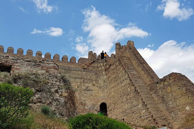 tbilisi-walking-tour-with-cable-cars-wine-tasting-and-traditional-bakery