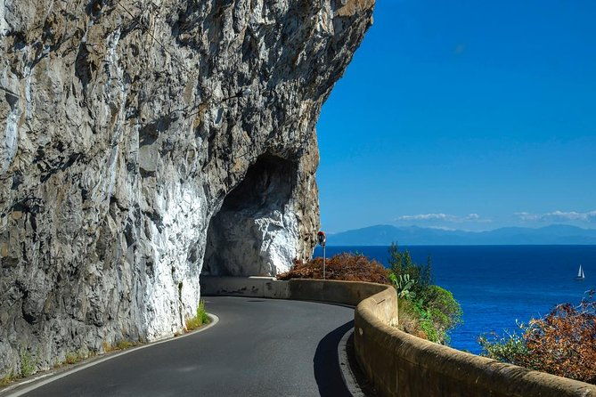 the-highlights-of-the-amalfi-coast-from-amalfi