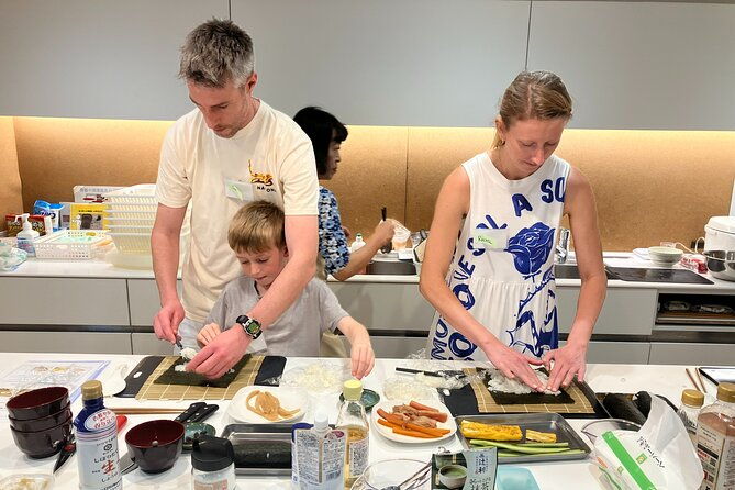tokyo-7hr-private-guided-tour-sushi-roll-making-experience