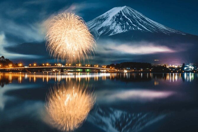 tokyo-mt-fuji-kawaguchiko-fireworks-small-group