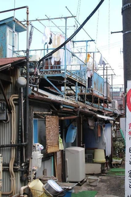 tokyo-shinjuku-kawasaki-slum-red-light-tour-with-pickup