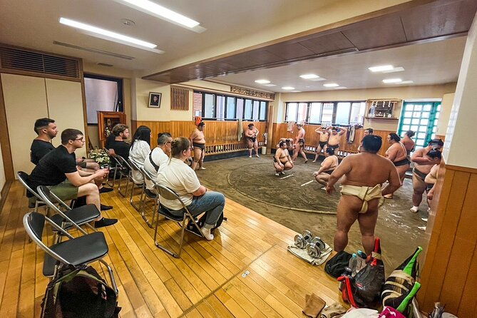 tokyo-sumo-morning-practice-tour-w-ring-side-seat-photo-shoot