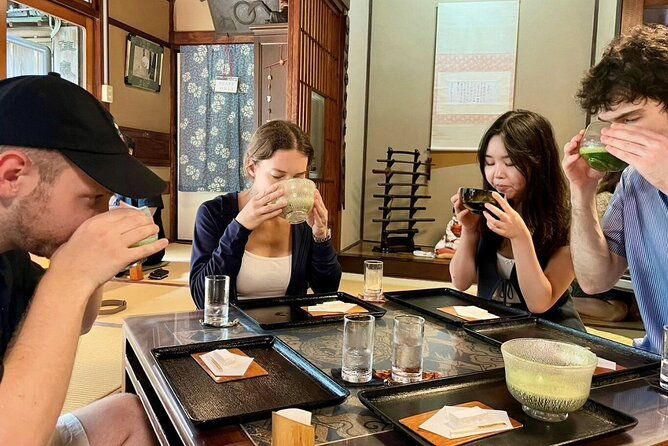 tokyo-sweets-tour-hidden-gems-matcha-at-an-old-tea-house-2