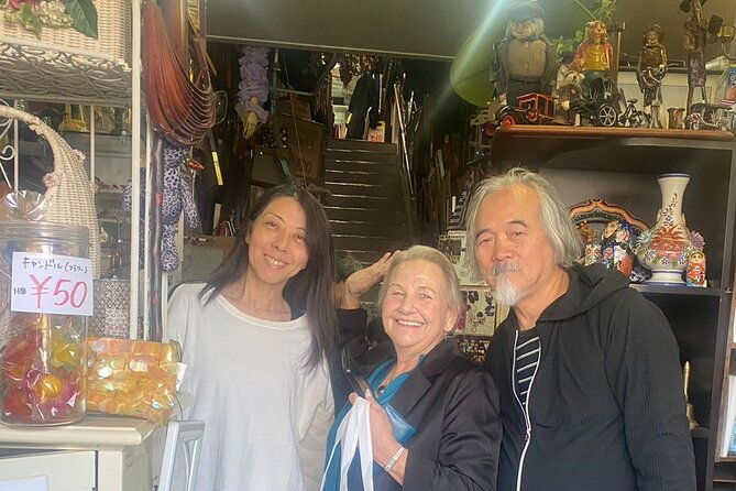 tour-of-antique-shops-cultural-stores-known-only-to-the-locals