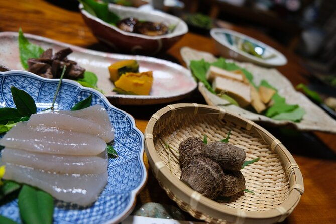 traditional-japanese-food-tour-with-a-food-expert