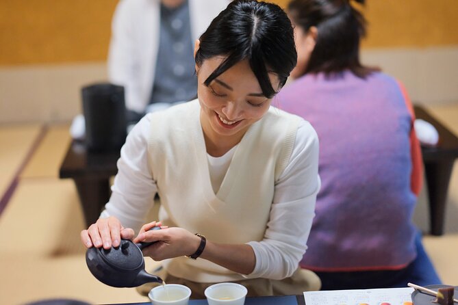 traditional-japanese-tea-experience-takayama-gifu