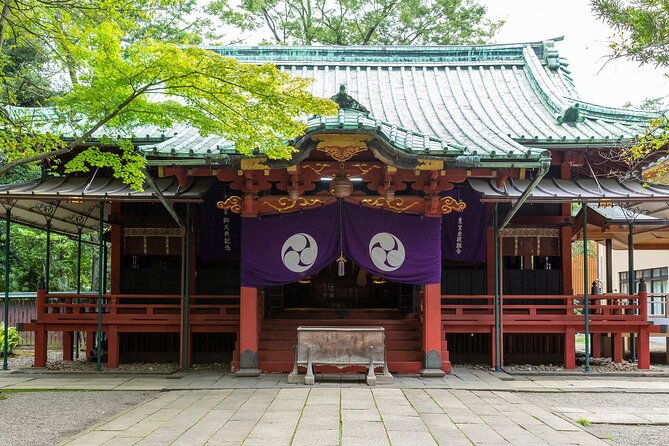 try-vintage-kimono-haori-photogenic-tokyo-shrine-experience