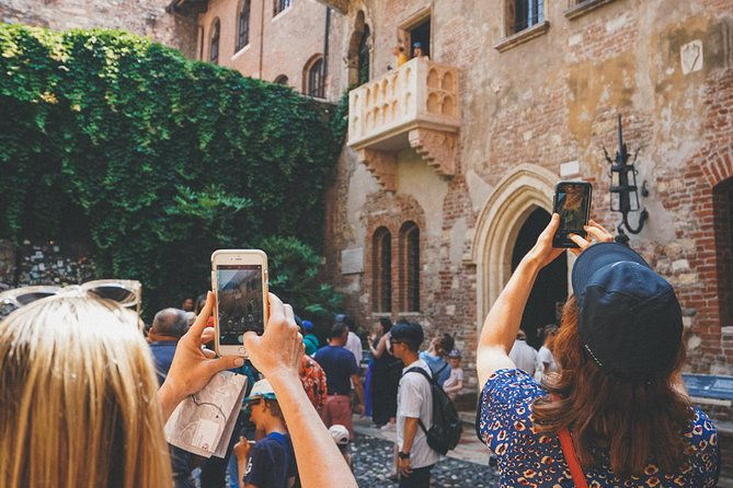 verona-highlights-walking-tour-in-small-group