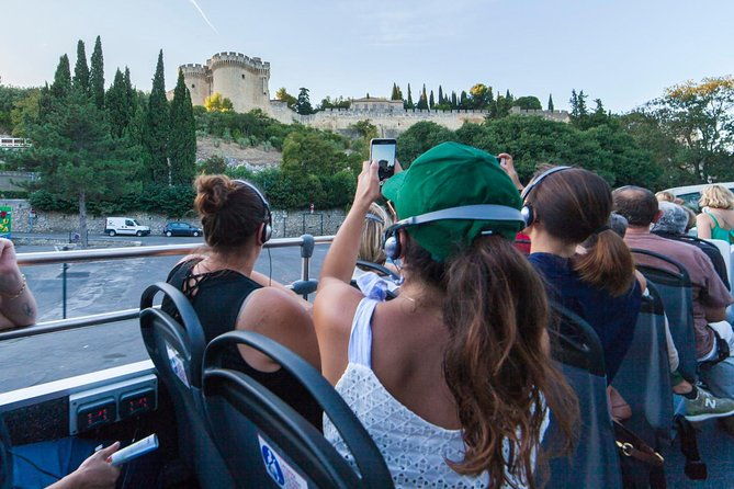visit-avignon-and-villeneuve-lez-avignon-aboard-a-double-decker-bus