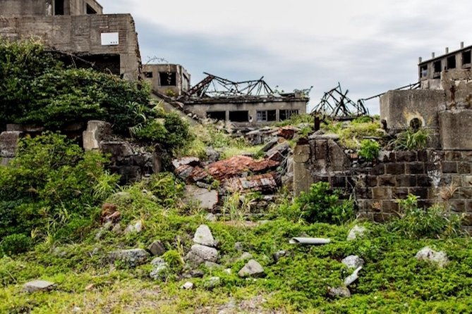 visit-gunkanjima-island-battleship-island-in-nagasaki