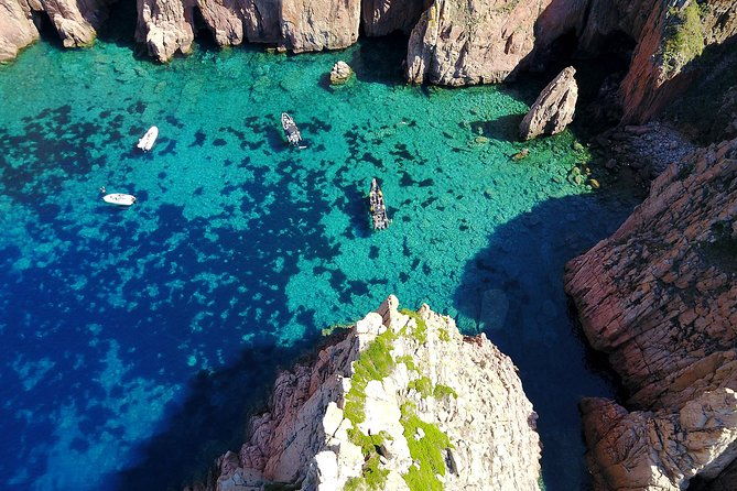 visit-scandola-the-creeks-of-piana-by-boat