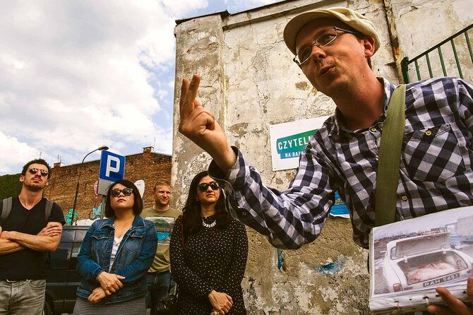 warsaw-behind-the-scenes-small-group-tour-with-hotel-pickup