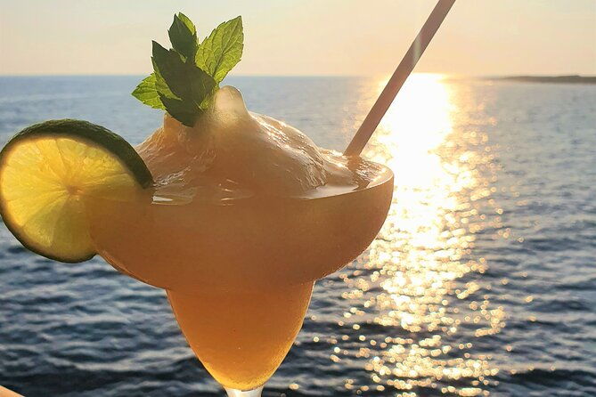 wave-dancer-sunset-bbq-cruise